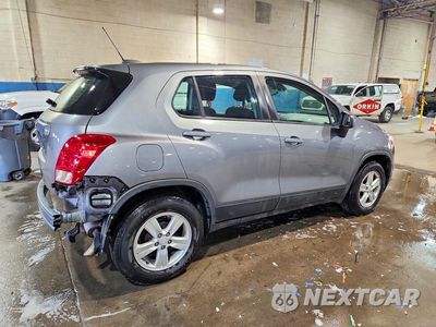 Trzecie zdjęcie samochodu z tyłu: 2020 CHEVROLET TRAX LS VIN:3GNCJKSB7LL194626 - miniatura