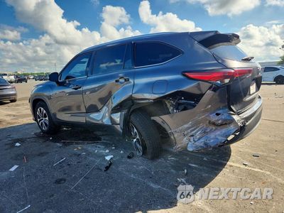 Drugie zdjęcie samochodu z przodu: 2020 TOYOTA HIGHLANDER XLE VIN:5TDGZRAH5LS023370 - miniatura