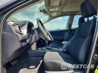Zdjęcie 7 z 13 samochodu: 2015 TOYOTA RAV4 XLE VIN:2T3WFREV7FW193978 - miniatura
