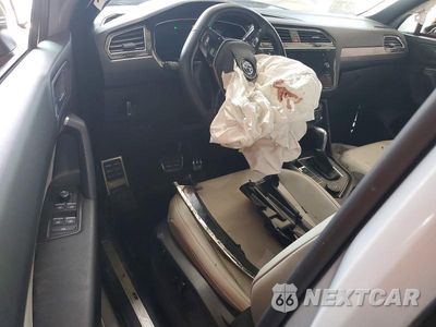 Zdjęcie 8 z 13 samochodu: 2019 VOLKSWAGEN TIGUAN SE VIN:3VV2B7AX3KM021000 - miniatura