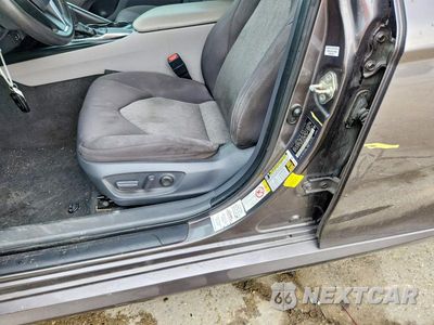 Zdjęcie 12 z 13 samochodu: 2019 TOYOTA CAMRY LE VIN:4T1B11HK2KU752145 - miniatura