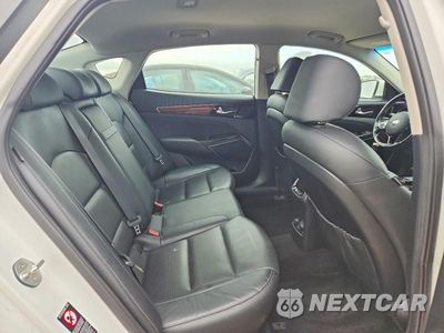Zdjęcie 10 z 13 samochodu: 2017 KIA CADENZA PREMIUM VIN:KNALB4J11H5066526 - miniatura