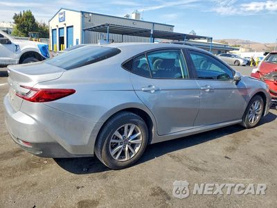 Trzecie zdjęcie samochodu z tyłu: 2025 TOYOTA CAMRY LE VIN:4T1DBADK7SU002851 - miniatura