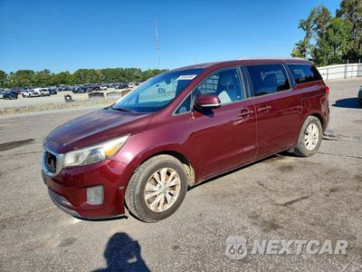 2015 KIA SEDONA LX KNDMB5C12F6071008 - główne zdjęcie licytacji z USA - miniatura