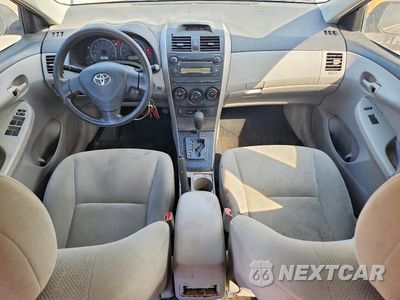 Zdjęcie 8 z 12 samochodu: 2013 TOYOTA COROLLA L VIN:5YFBU4EE9DP138897 - miniatura