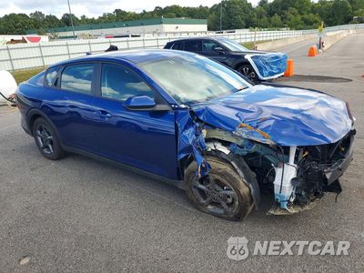 Czwarte zdjęcie samochodu z boku: 2026 KIA K4 LXS VIN:3KPFT4DE6TE328405 - miniatura