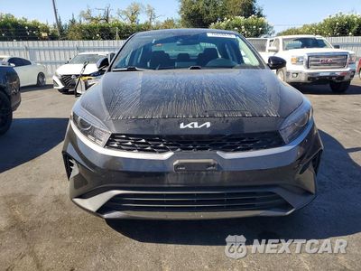 Piąte zdjęcie samochodu w środku: 2024 KIA FORTE LXS VIN:3KPF24AD5RE813562 - miniatura