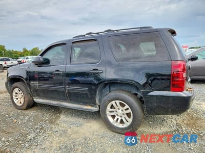 Drugie zdjęcie samochodu z przodu: 2011 CHEVROLET TAHOE K1500 LT VIN:1GNSKBE08BR167266 - miniatura