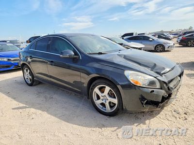 Czwarte zdjęcie samochodu z boku: 2013 VOLVO S60 T5 VIN:YV1612FS7D2187706 - miniatura