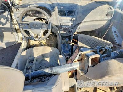 Zdjęcie 8 z 12 samochodu: 2015 HYUNDAI ACCENT GLS VIN:KMHCT4AE3FU886804 - miniatura