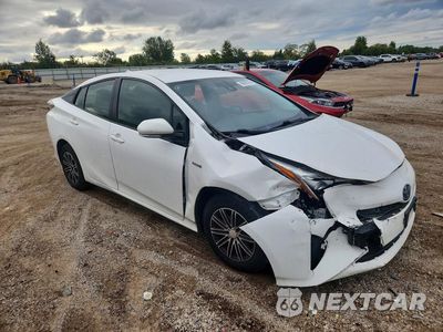 Czwarte zdjęcie samochodu z boku: 2018 TOYOTA PRIUS THREE VIN:JTDKARFU6J3065701 - miniatura