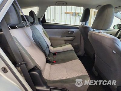 Zdjęcie 11 z 14 samochodu: 2015 TOYOTA PRIUS V THREE VIN:JTDZN3EUXFJ032981 - miniatura