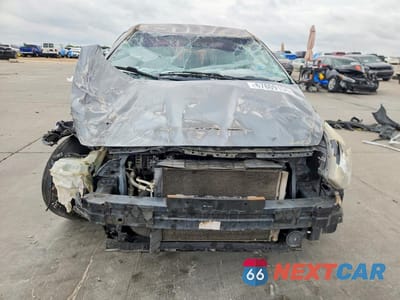 Piąte zdjęcie samochodu w środku: 2013 HYUNDAI ACCENT GLS VIN:KMHCT4AE2DU555015 - miniatura