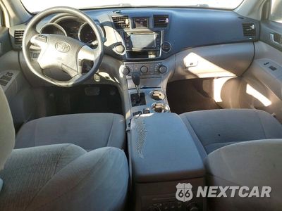 Zdjęcie 8 z 13 samochodu: 2013 TOYOTA HIGHLANDER PLUS VIN:5TDZA3EH5DS045894 - miniatura