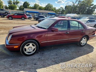 1999 MERCEDES-BENZ E 430 WDBJF70H0XA825525 - główne zdjęcie licytacji z USA - miniatura