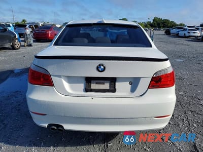 Zdjęcie 6 z 12 samochodu: 2010 BMW 528 XI VIN:WBANV1C50AC156847 - miniatura