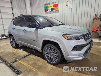 Czwarte zdjęcie samochodu z boku: 2024 JEEP COMPASS LIMITED VIN:3C4NJDCN2RT587920 - miniatura