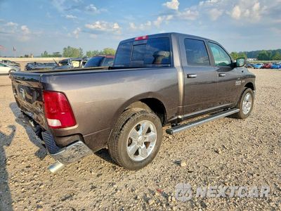 Trzecie zdjęcie samochodu z tyłu: 2017 RAM 1500 SLT VIN:3C6RR7LT2HG735945 - miniatura