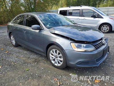Czwarte zdjęcie samochodu z boku: 2013 VOLKSWAGEN JETTA SE VIN:3VWDP7AJ6DM416115 - miniatura