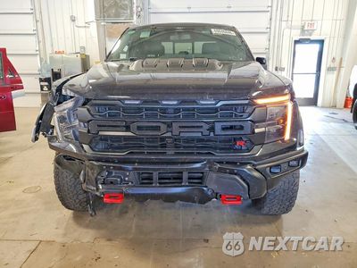 Piąte zdjęcie samochodu w środku: 2024 FORD F150 RAPTOR VIN:1FTFW1RJ3RFC25128 - miniatura