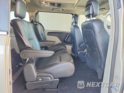 Zdjęcie 11 z 13 samochodu: 2016 CHRYSLER TOWN & COUNTRY TOURING L VIN:2C4RC1CG6GR150501 - miniatura