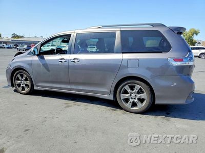 Drugie zdjęcie samochodu z przodu: 2017 TOYOTA SIENNA SE VIN:5TDXZ3DC0HS871970 - miniatura