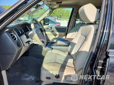 Zdjęcie 7 z 13 samochodu: 2008 FORD EXPEDITION XLT VIN:1FMFU15548LA84371 - miniatura