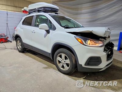 Czwarte zdjęcie samochodu z boku: 2022 CHEVROLET TRAX 1LT VIN:KL7CJPSM5NB551178 - miniatura