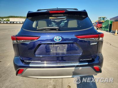 Zdjęcie 6 z 14 samochodu: 2023 TOYOTA HIGHLANDER HYBRID PLATINUM VIN:5TDEBRCH6PS575989 - miniatura