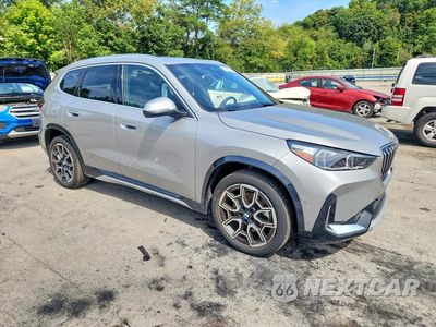 Czwarte zdjęcie samochodu z boku: 2025 BMW X1 XDRIVE28I VIN:WBX73EF00S5374465 - miniatura