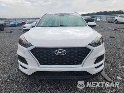 Piąte zdjęcie samochodu w środku: 2021 HYUNDAI TUCSON VALUE VIN:KM8J33A44MU324030 - miniatura