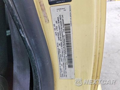Zdjęcie 12 z 12 samochodu: 2005 VOLKSWAGEN NEW BEETLE GLS VIN:3VWCD31Y25M366776 - miniatura