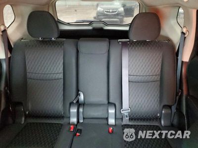 Zdjęcie 10 z 13 samochodu: 2018 NISSAN ROGUE SV VIN:KNMAT2MT9JP552682 - miniatura