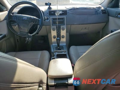 Zdjęcie 8 z 12 samochodu: 2009 VOLVO S40 2.4I VIN:YV1MS382192457334 - miniatura