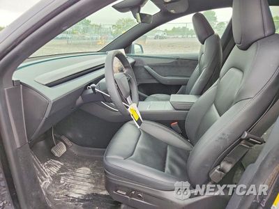 Zdjęcie 7 z 12 samochodu: 2026 TESLA MODEL Y VIN:7SAYGDEE2TF596294 - miniatura