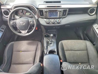 Zdjęcie 8 z 13 samochodu: 2016 TOYOTA RAV4 LE VIN:JTMBFREV9GJ073808 - miniatura