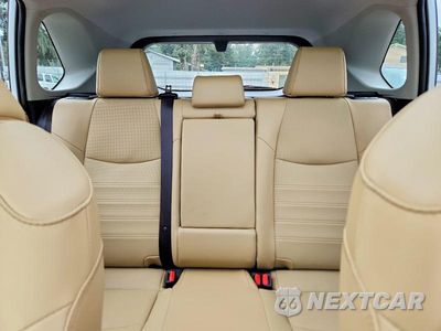Zdjęcie 10 z 14 samochodu: 2025 TOYOTA RAV4 LIMITED VIN:JTMN1RFV9SJ045686 - miniatura