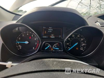 Zdjęcie 9 z 12 samochodu: 2018 FORD ESCAPE SE VIN:1FMCU9GD2JUC46147 - miniatura