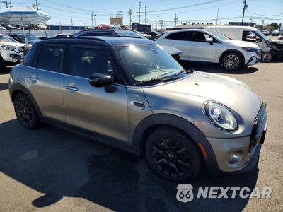 Czwarte zdjęcie samochodu z boku: 2020 MINI COOPER VIN:WMWXU7C05L2L45408 - miniatura
