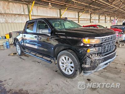 Czwarte zdjęcie samochodu z boku: 2020 CHEVROLET SILVERADO C1500 CUSTOM VIN:3GCPWBEH3LG358362 - miniatura