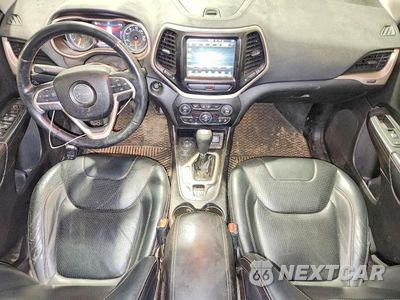 Zdjęcie 8 z 13 samochodu: 2016 JEEP CHEROKEE LIMITED VIN:1C4PJMDS7GW132890 - miniatura