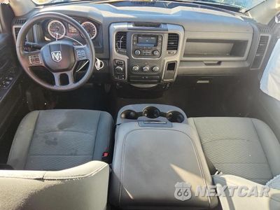 Zdjęcie 8 z 13 samochodu: 2019 RAM 1500 CLASSIC TRADESMAN VIN:1C6RR7FT3KS578650 - miniatura