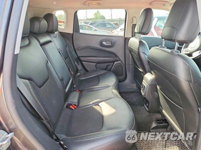 Zdjęcie 10 z 13 samochodu: 2020 JEEP COMPASS LATITUDE VIN:3C4NJDBB9LT239580 - miniatura