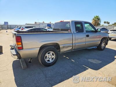 Trzecie zdjęcie samochodu z tyłu: 2002 CHEVROLET SILVERADO C1500 VIN:2GCEC19T021212517 - miniatura
