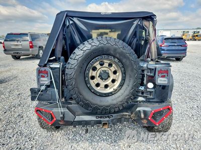 Zdjęcie 6 z 13 samochodu: 2007 JEEP WRANGLER SAHARA VIN:1J4GB59197L220354 - miniatura