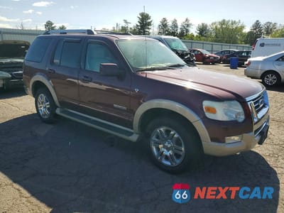 Czwarte zdjęcie samochodu z boku: 2007 FORD EXPLORER EDDIE BAUER VIN:1FMEU74837UA89550 - miniatura