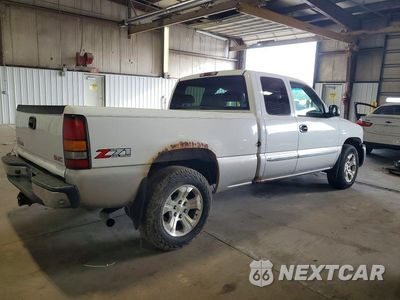 Trzecie zdjęcie samochodu z tyłu: 2004 GMC NEW SIERRA K1500 VIN:2GTEK19T541136010 - miniatura