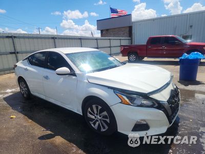 Czwarte zdjęcie samochodu z boku: 2020 NISSAN ALTIMA S VIN:1N4BL4BV9LC144428 - miniatura