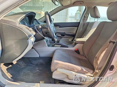 Zdjęcie 7 z 12 samochodu: 2011 HONDA ACCORD LX VIN:1HGCP2F3XBA062249 - miniatura