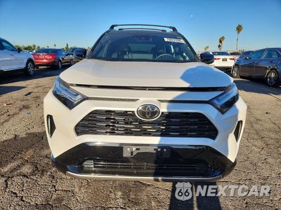 Piąte zdjęcie samochodu w środku: 2025 TOYOTA RAV4 XSE VIN:4T3E6RFVXSU180291 - miniatura